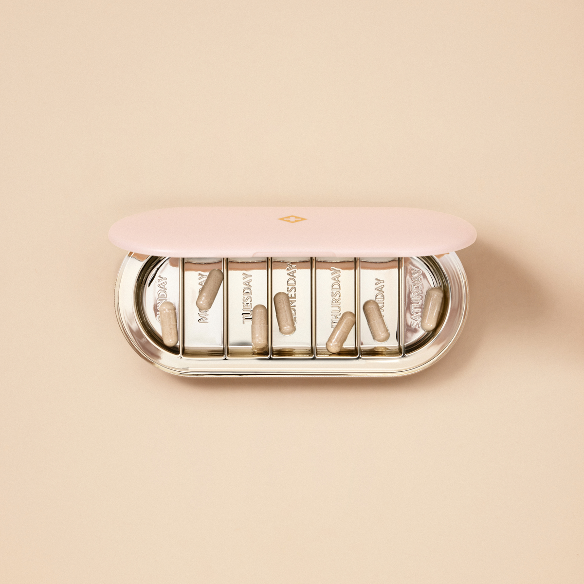 7-Day Pill Compact · Magnetic