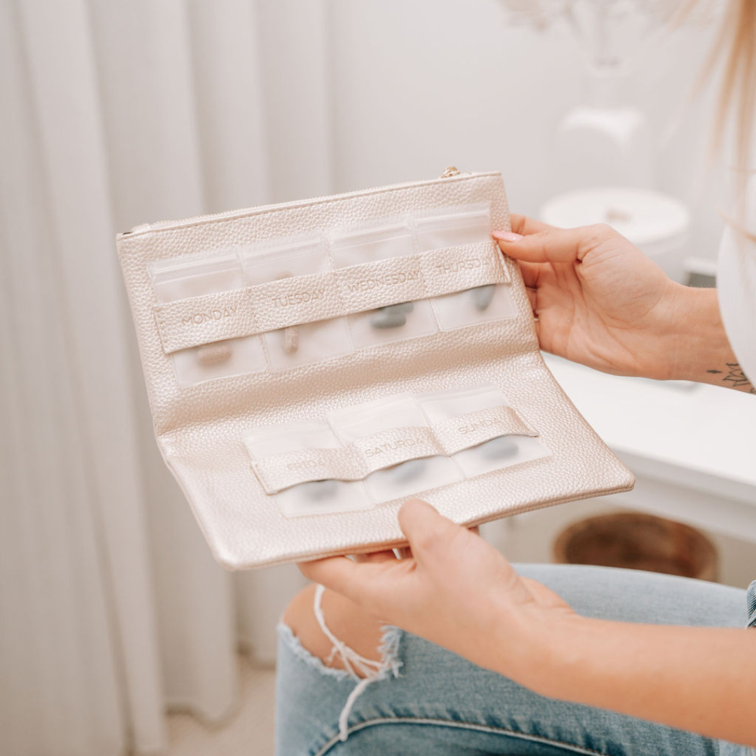 7-Day Pill Purse