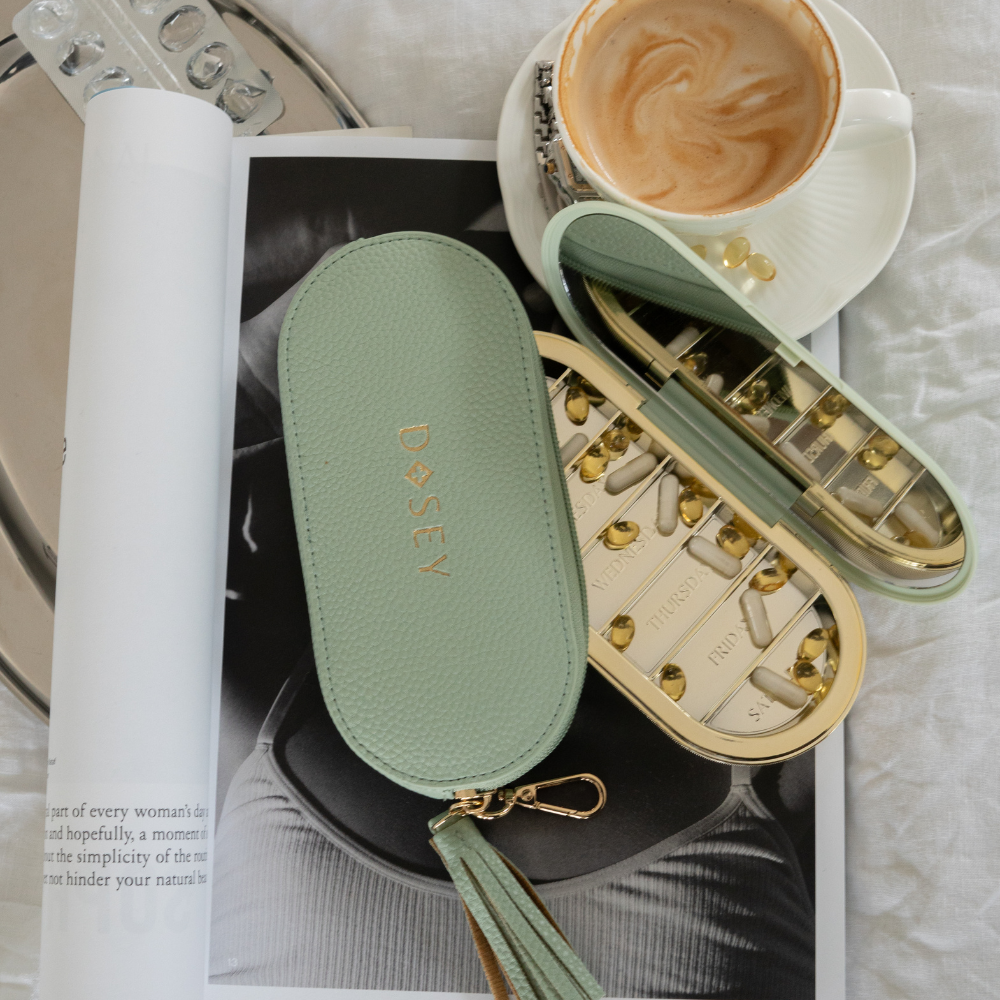 7-Day Pill Compact & Purse