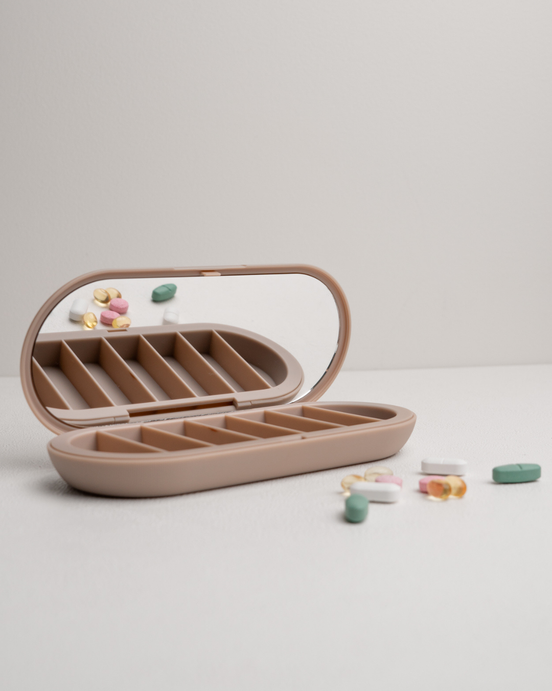 7-Day Pill Compact