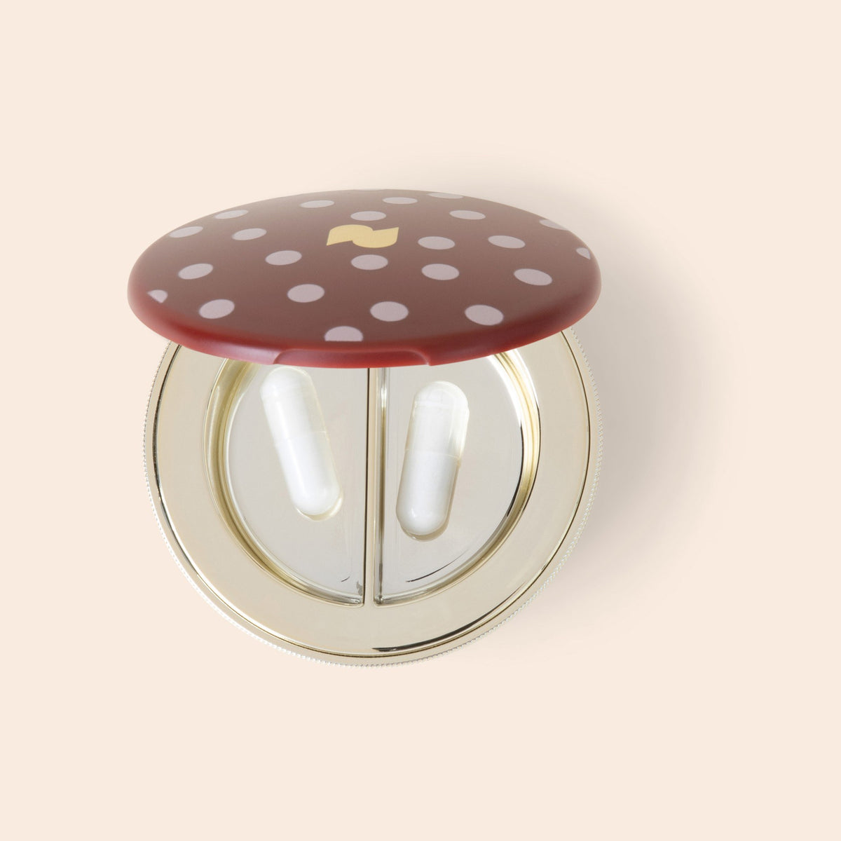 Essentials Compact in Holiday Dot