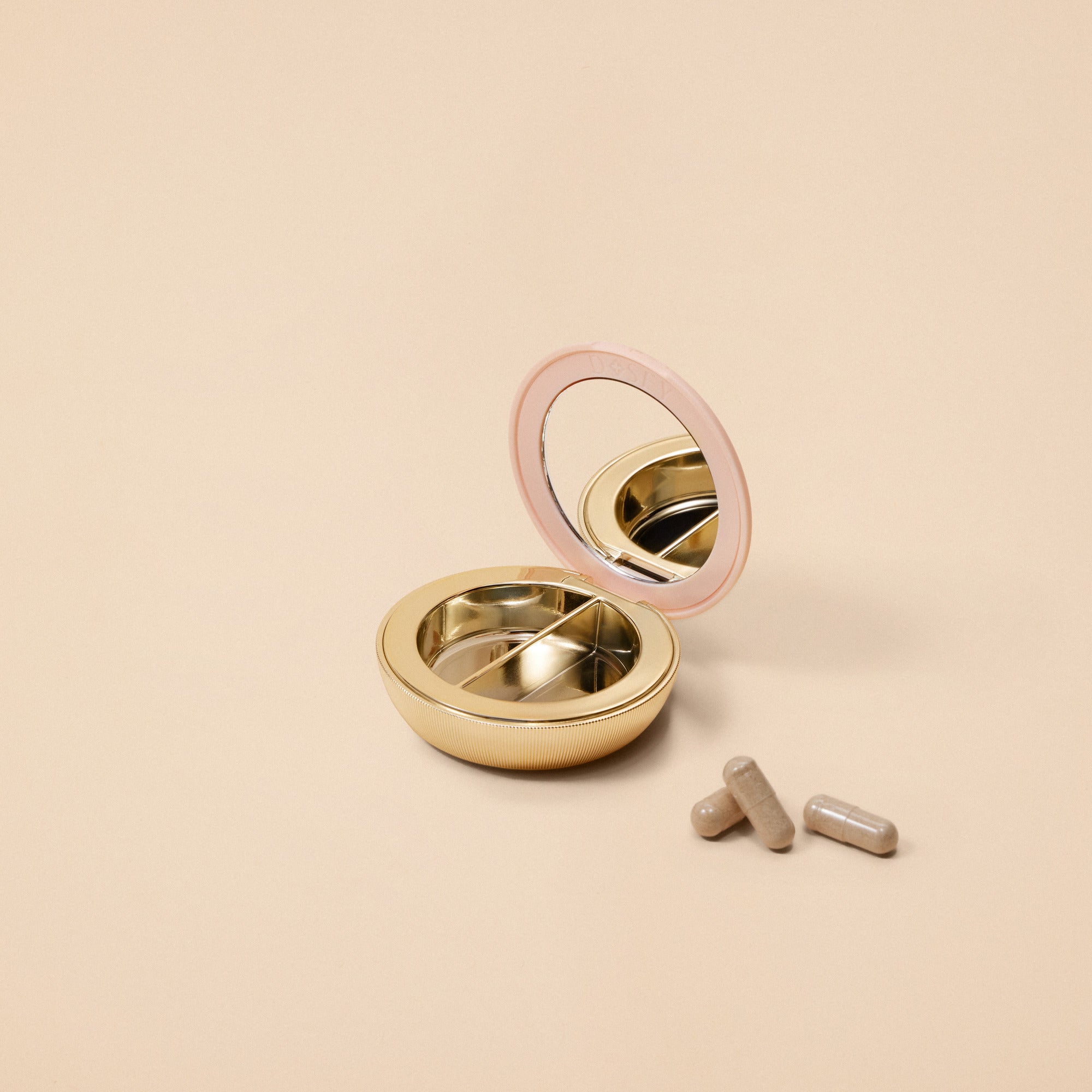 Essentials Compact · Magnetic